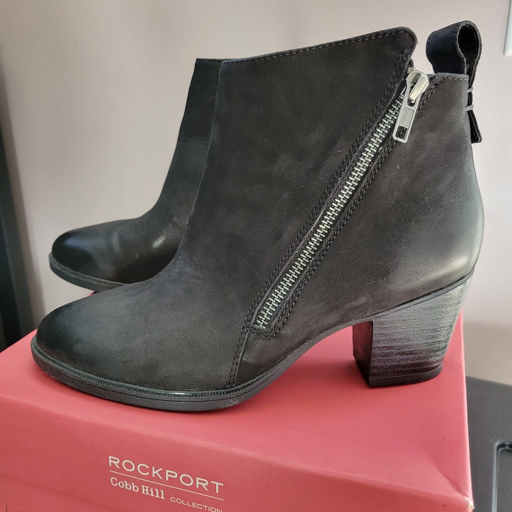 Rockport Women's Black Leather Ankle Booties